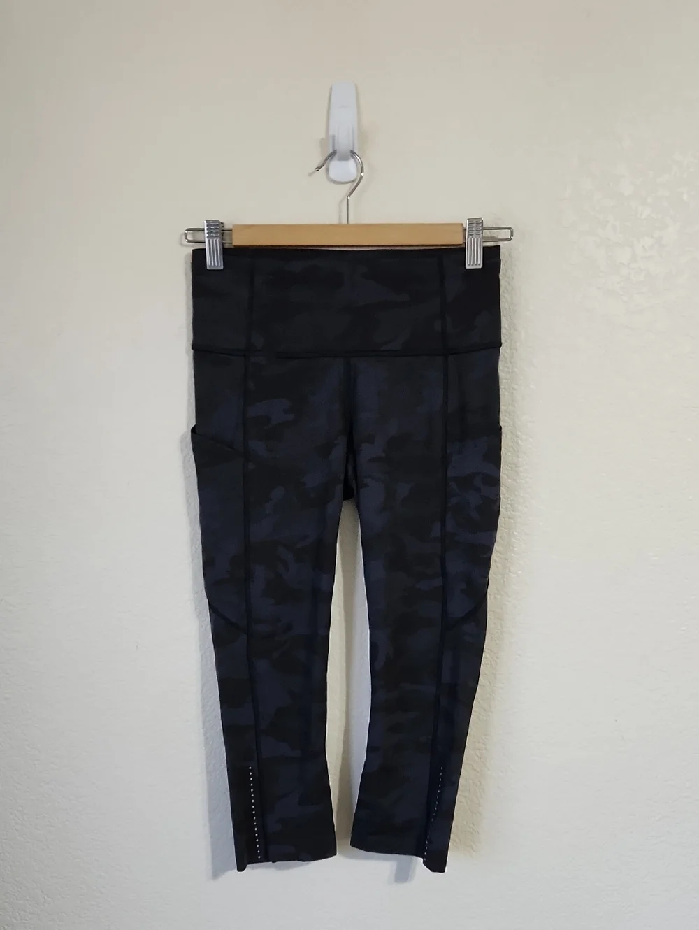 Lululemon Fast and Free Crop II 19